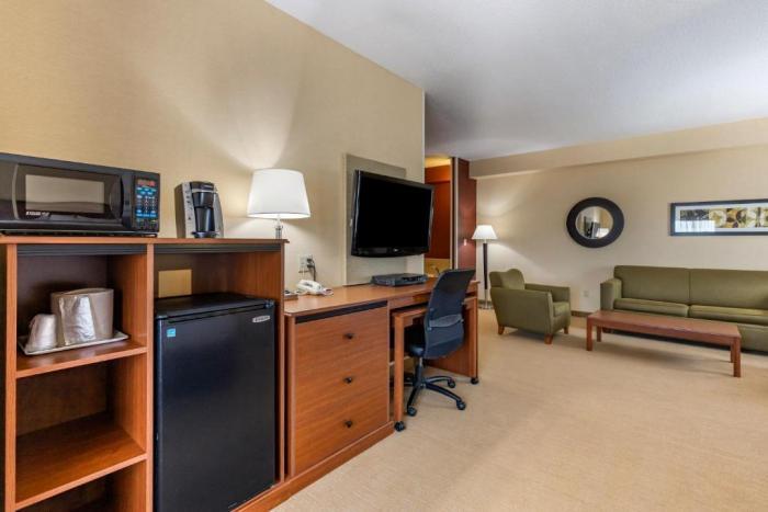 Comfort Inn & Suites Gateway To Glacier National Park Shelby Rum bild