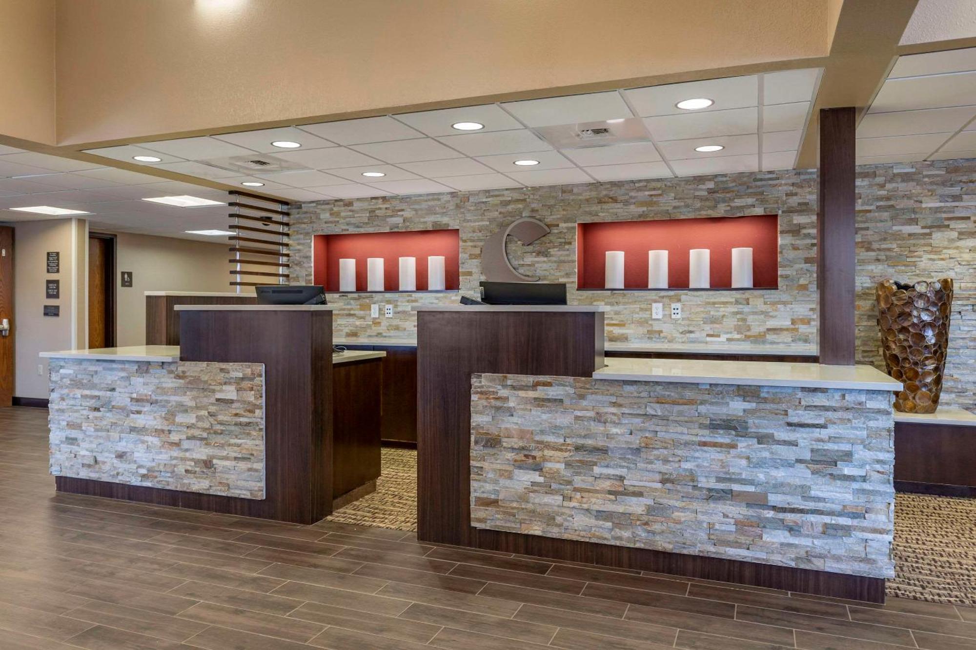 Comfort Inn & Suites Gateway To Glacier National Park Shelby Exteriör bild